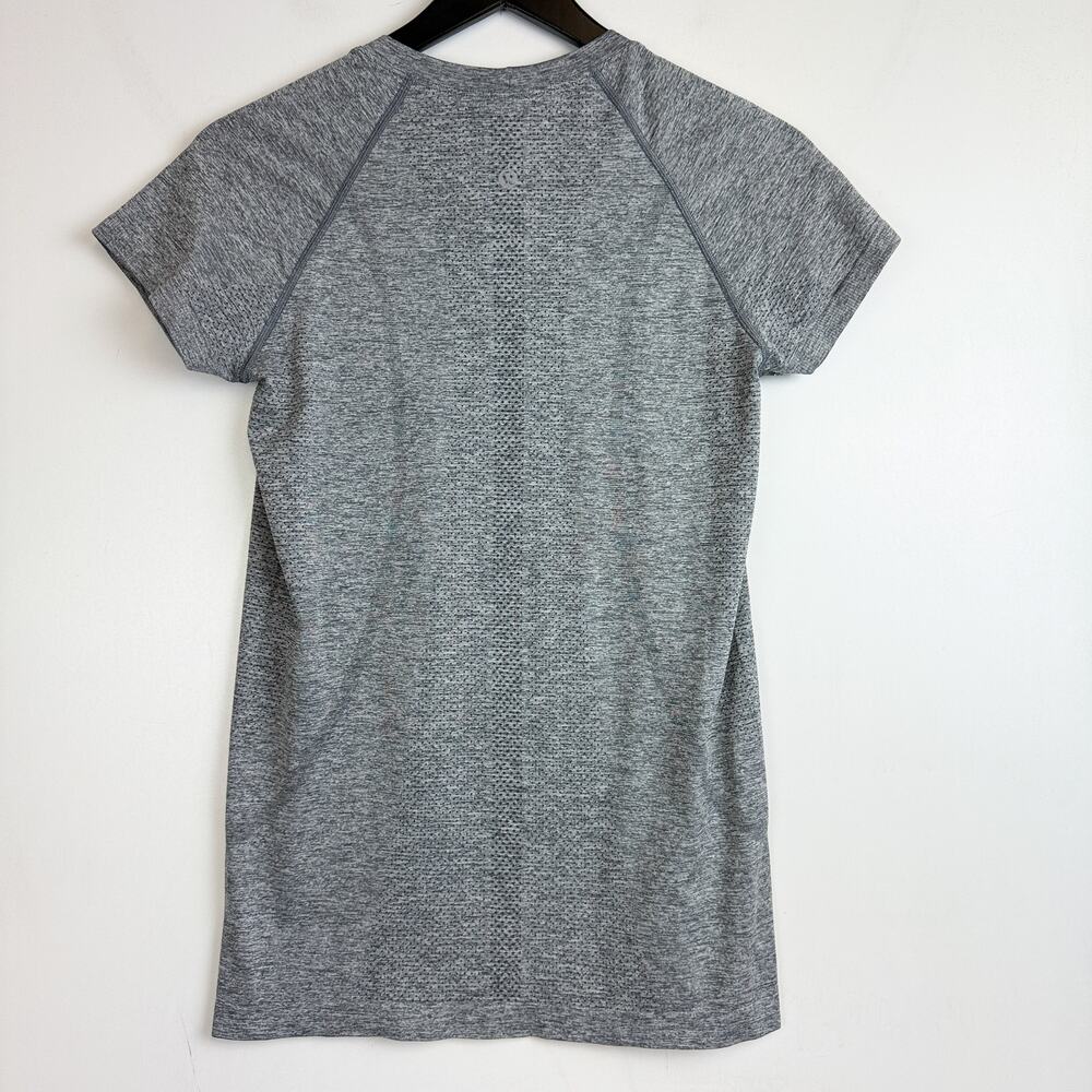 Lululemon Swiftly Tech Regular Length Tee Shirt G… - image 4